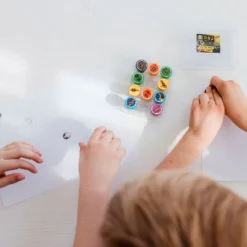 Totum Dinosaurios Kit Creativo 12 Sellos -Niños Juguetes Tienda totum dinosaurios kit creativo 12 sellos 3